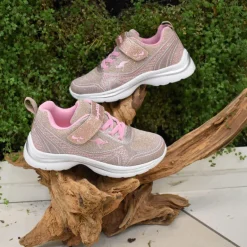 GLIMMER SNEAKER