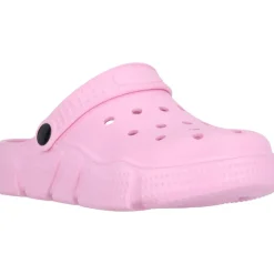 PINK CROCS