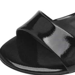 SORT LAK SANDAL