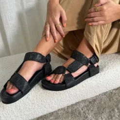 SORT LOVE SOME SANDAL