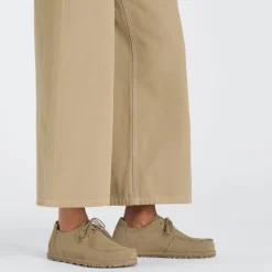 TAUPE UTTI LACE SNEAKER